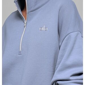 ALO Yoga 1/4 zip pullover size small winter frost - authentic - new in bag.
